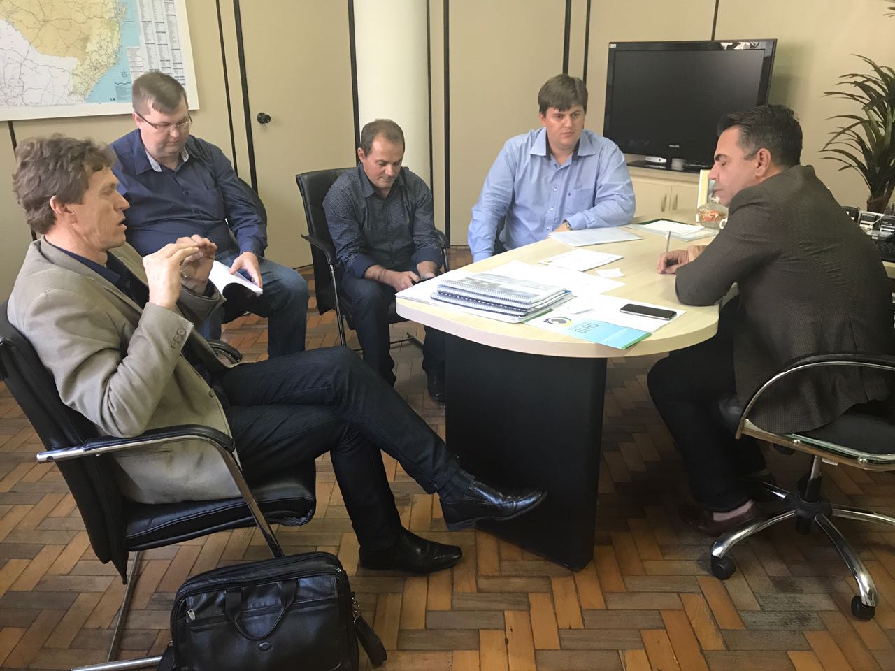 Liberação de recursos para pavimentações e construção de uma Piscina Térmica foram pautas de...