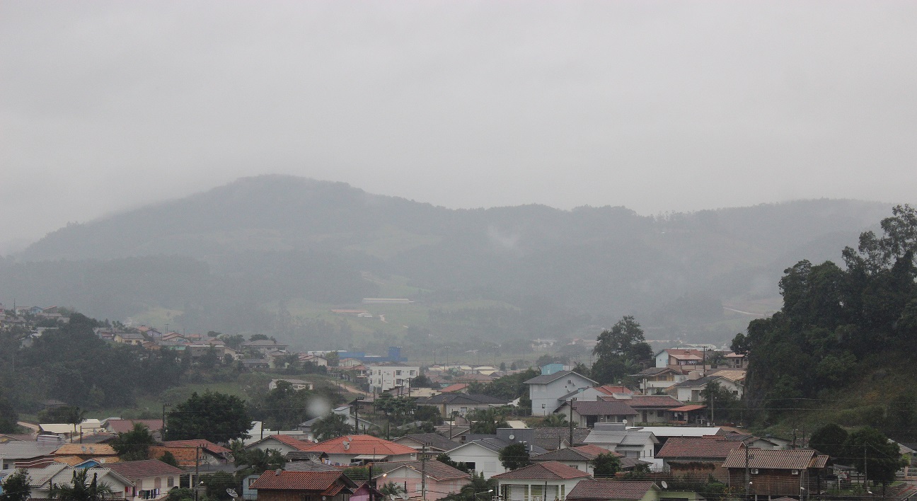 Secretaria de Obras em alerta 24 horas por dia para auxiliar famílias se necessário