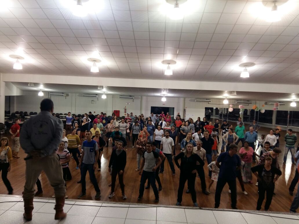 Baile de Formatura do Curso de Danças de Salão acontece no sábado