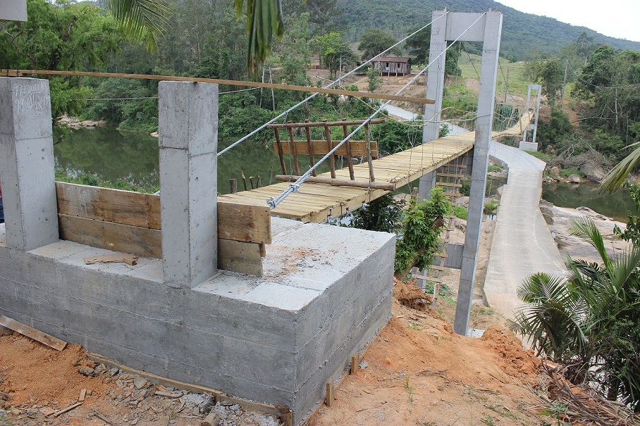 Construção de ponte pênsil na Ponte Baixa entra na fase final de execução