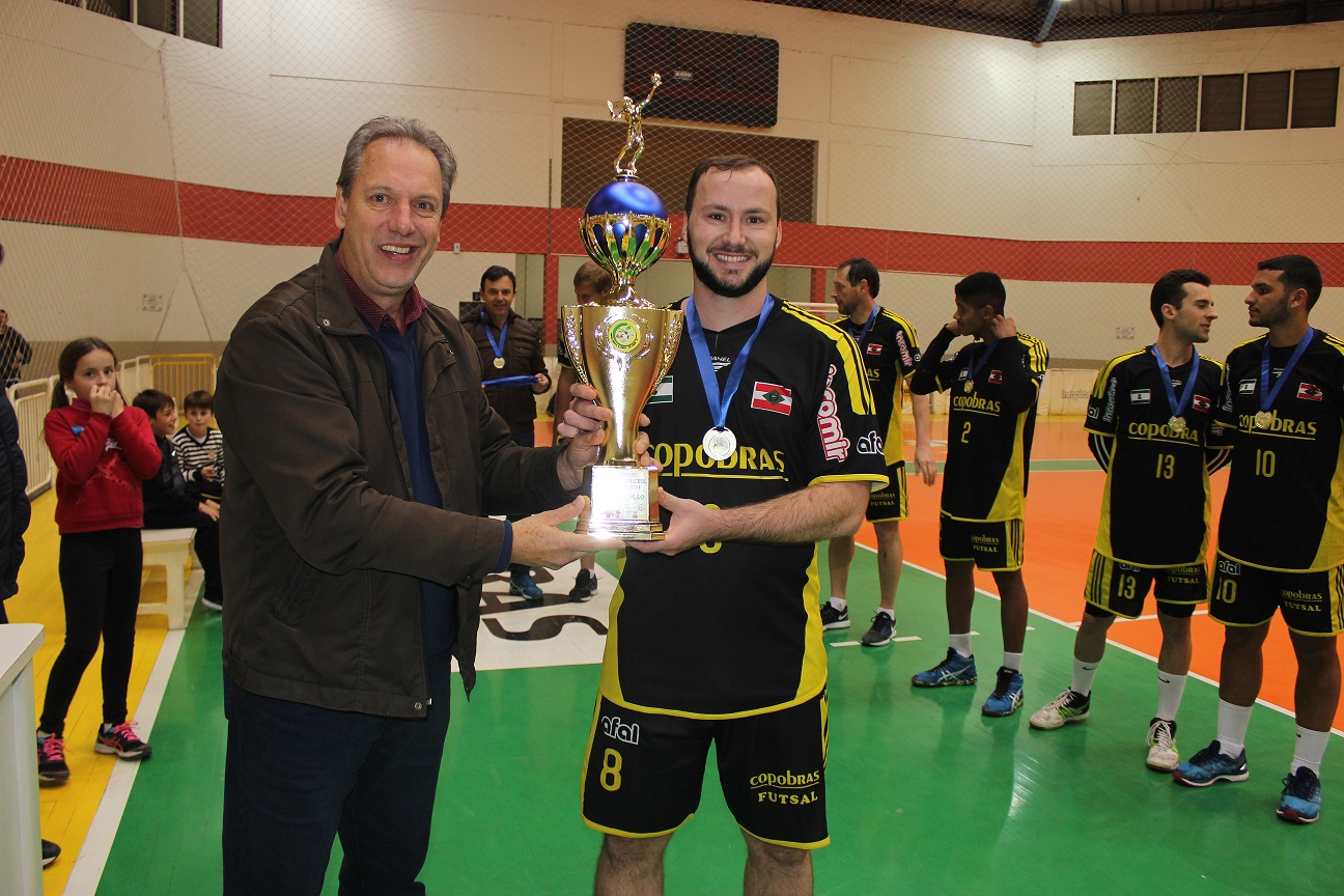 Casa Jeovane conquista o Campeonato Municipal de Voleibol Masculino de São Ludgero edição 2018 