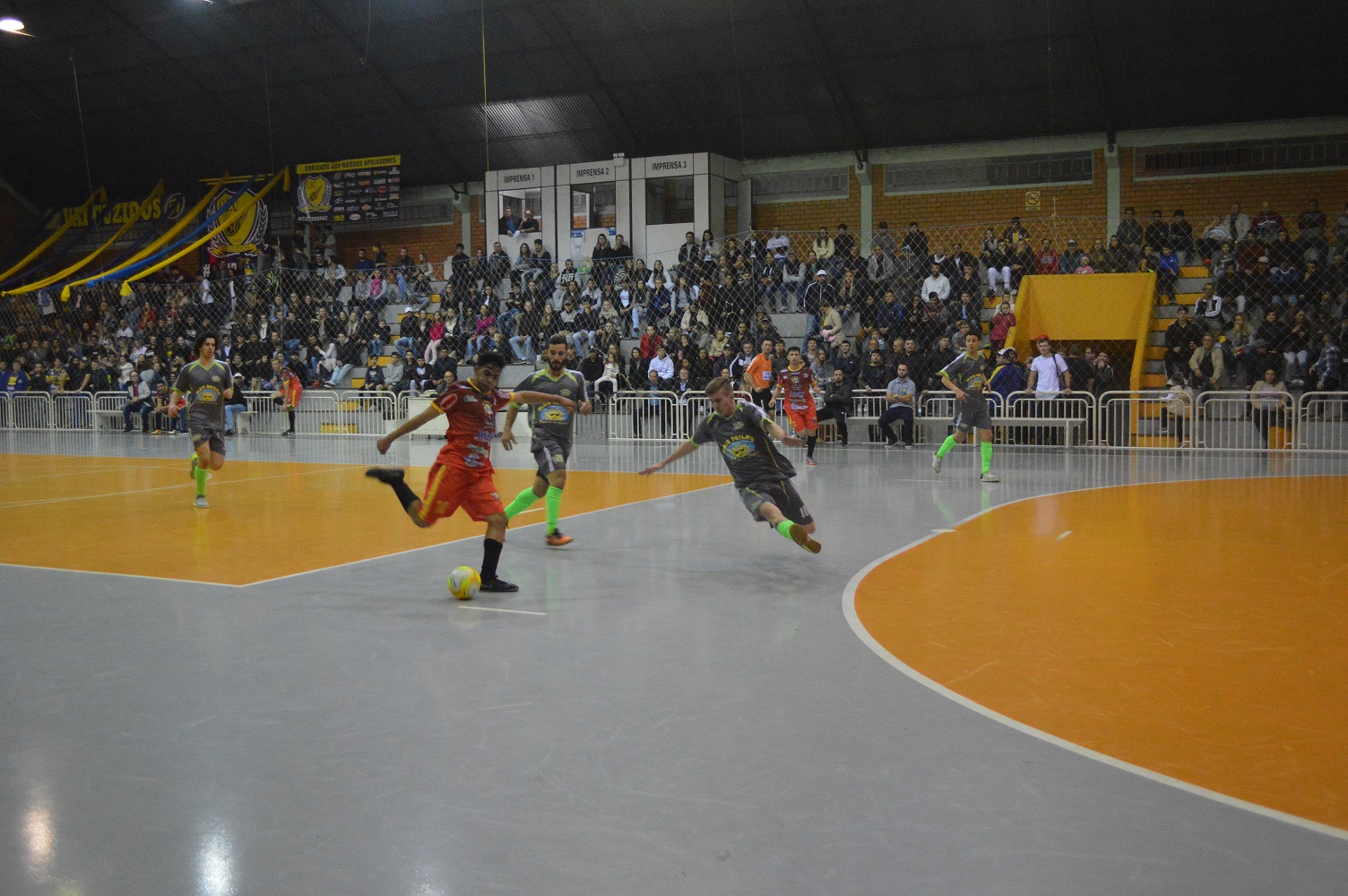 Bicão e Cuzidos vencem na abertura da 15ª Taça Cegero