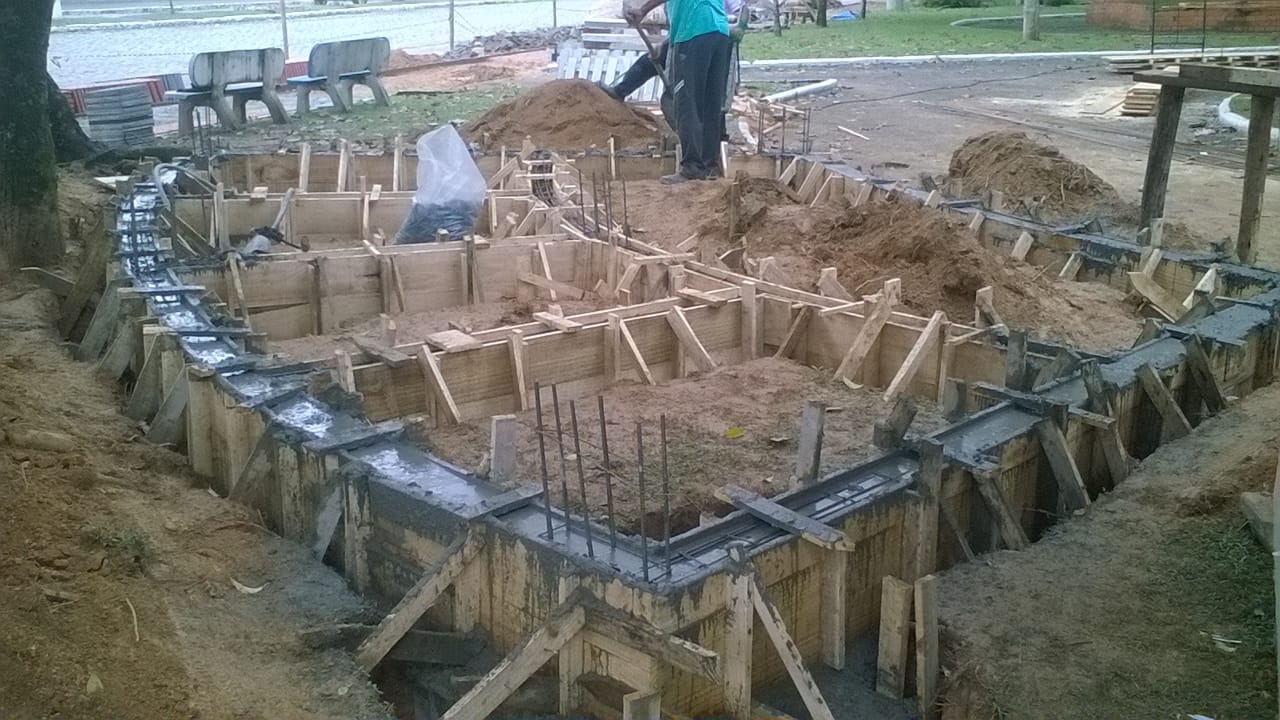 Trabalhos de Revitalização da Praça Central seguem normalmente 