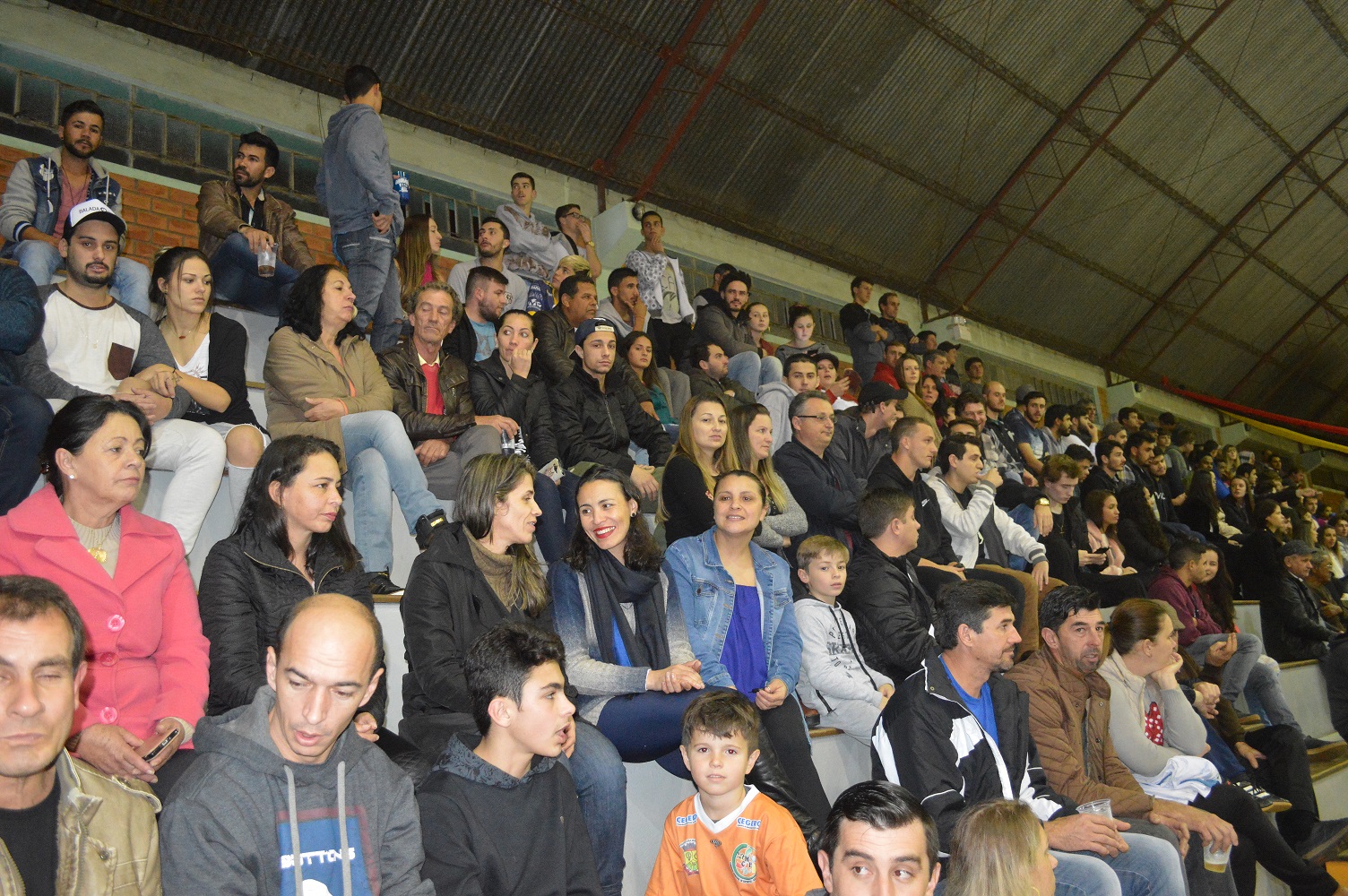 Apec com a vantagem do empate no tempo normal na grande final da 15ª Taça Cegero