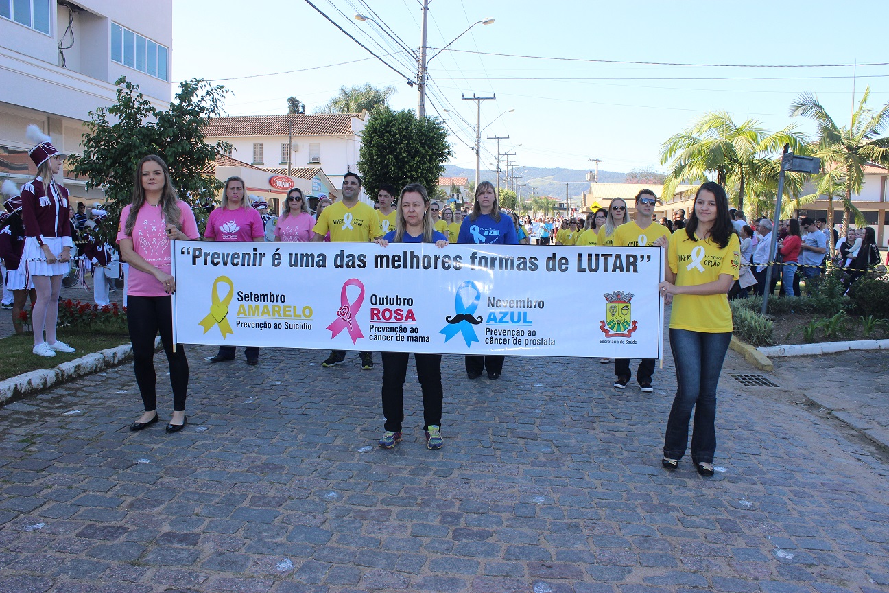 Desfile Cívico de São Ludgero foi prestigiado por grande número de famílias