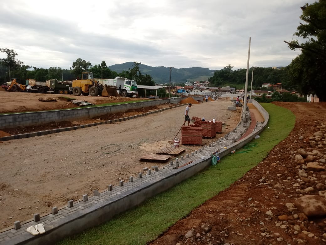 Contagem regressiva para conclusão das obras da segunda ponte e acessos no centro de São Ludgero