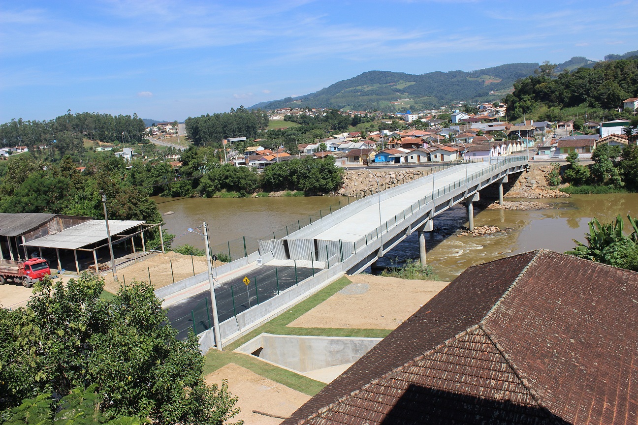 São Ludgero inaugura no dia 15 de abril a obra da segunda ponte e acessos no centro da cidade
