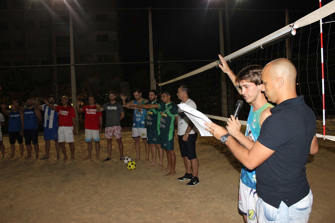 Muita habilidade nas seis primeiras disputas do 1º Campeonato Municipal de Futevôlei de São...