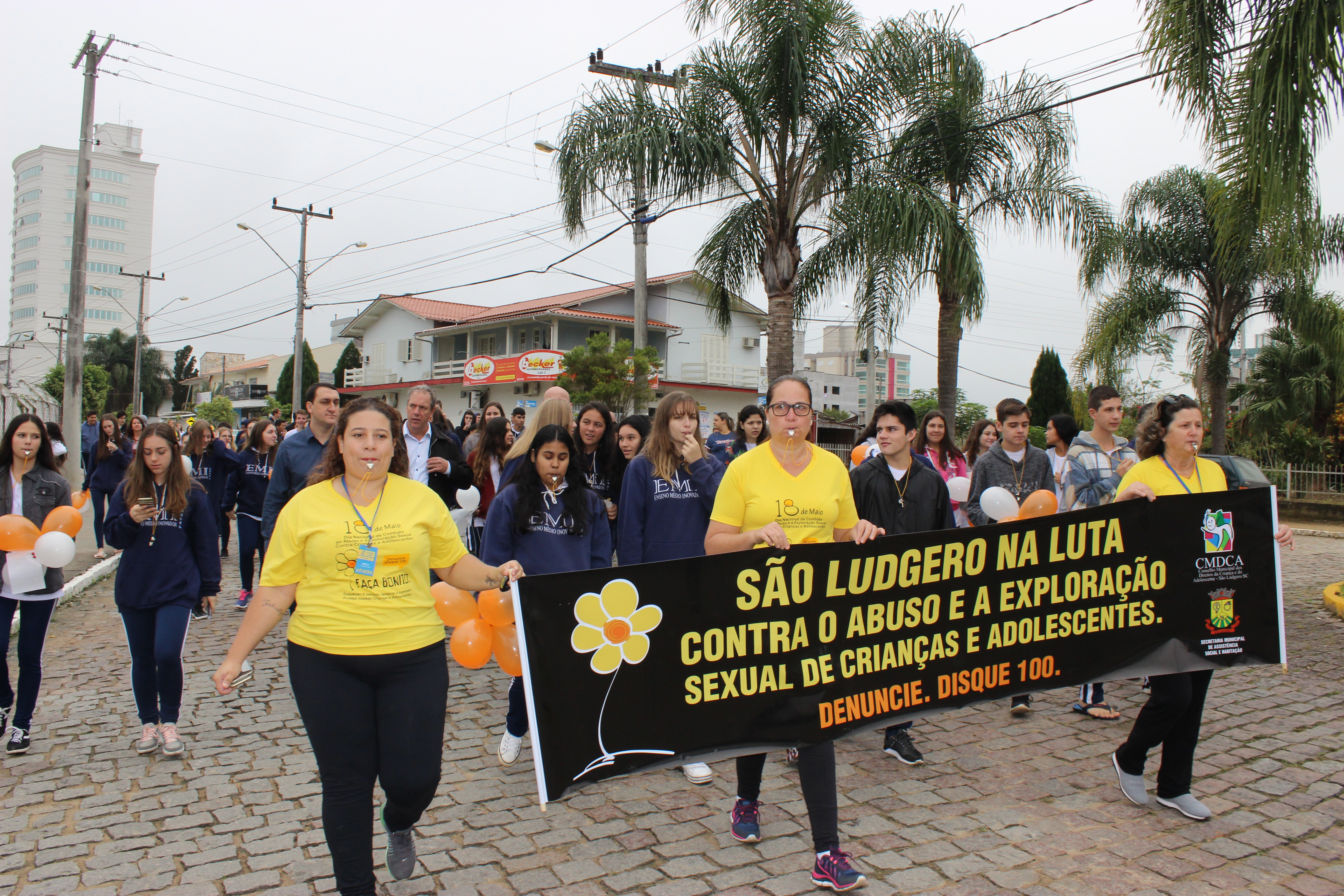 1ª Caminhada de Combate ao Abuso e à Exploração Sexual contra Crianças e Adolescentes...
