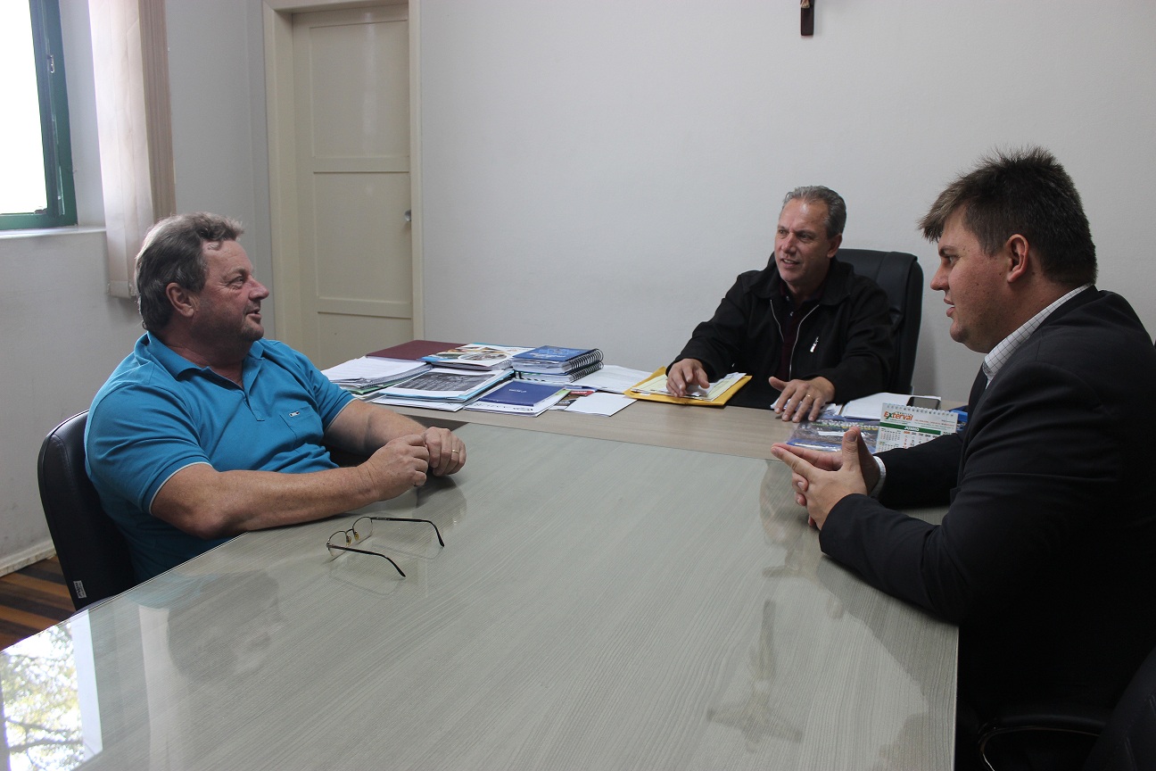 Prefeitura de São Ludgero paga hoje, 12 de junho, 50% do 13º salário aos servidores municipais 