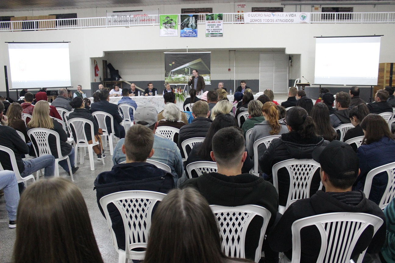 São Ludgero marcou presença na audiência pública que debateu possível implantação de Fosfateira em Anitápolis  