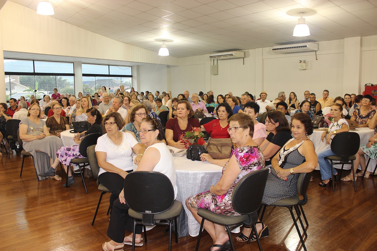 Confraternização do Grupo da Terceira Idade de São Ludgero será quarta-feira (27) na Sede...