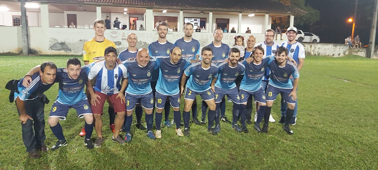 Segunda Show e Resenha disputam o título do 7º Campeonato Municipal de Futebol Suíço Livre de...