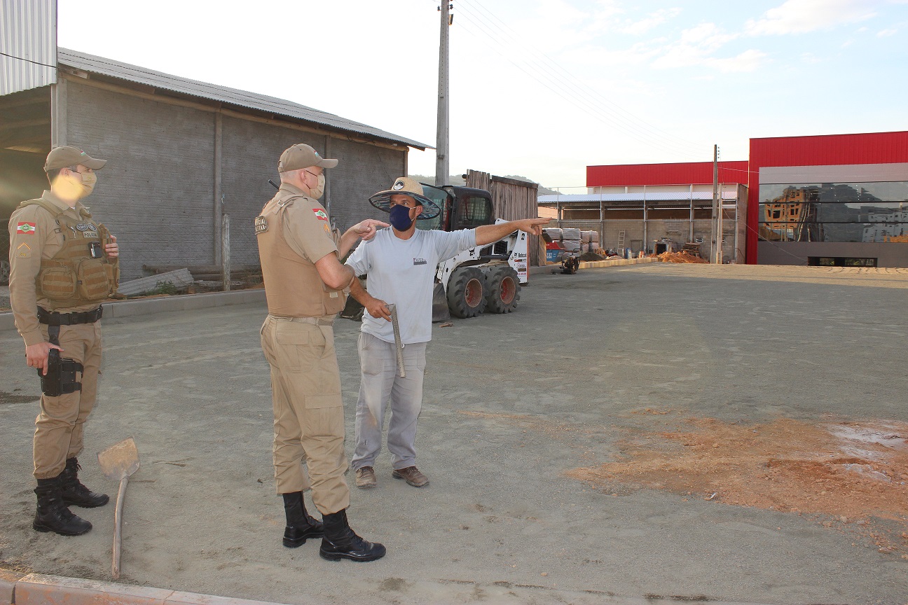 Coronavírus: Polícia Militar segue realizando abordagens em São Ludgero e pessoas devem...
