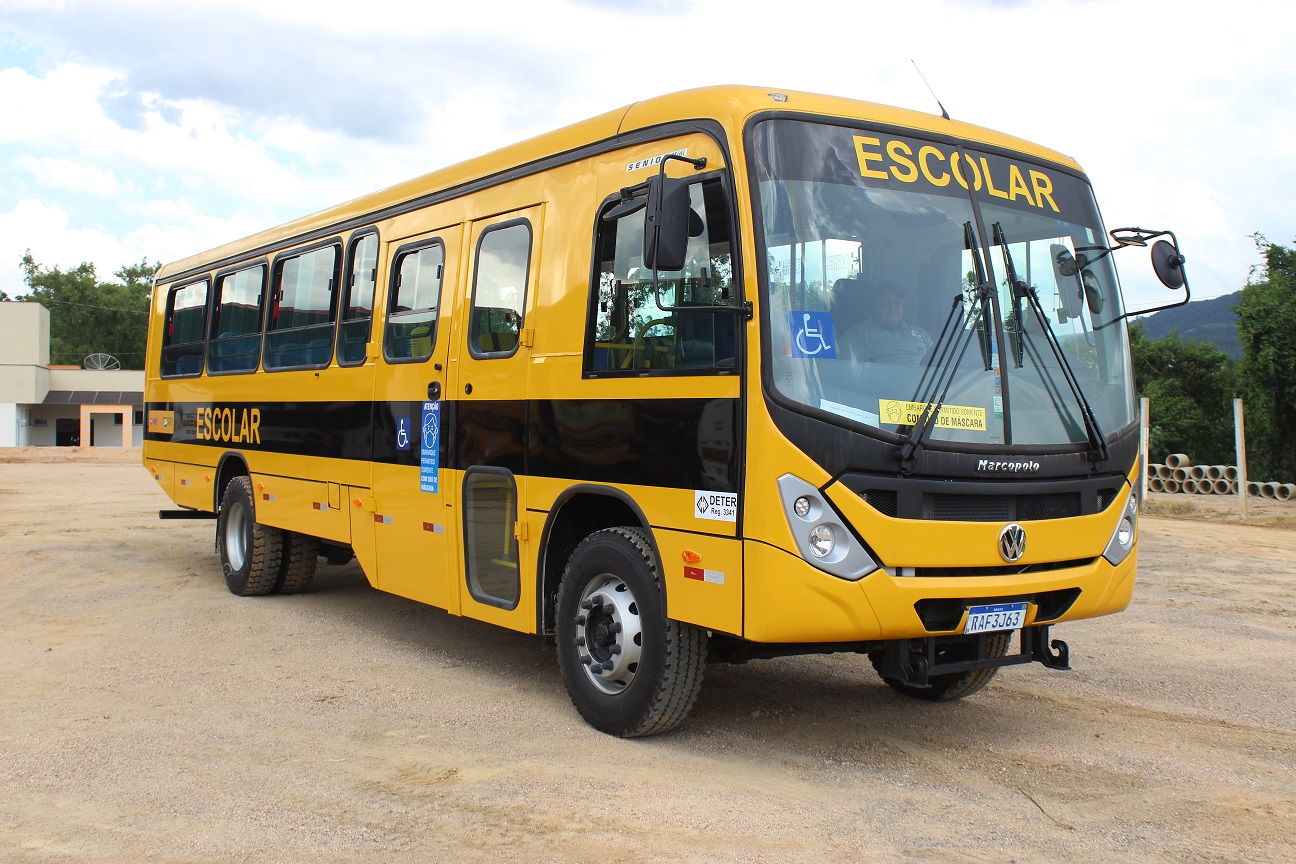 São Ludgero inicia ano letivo com ônibus zero km