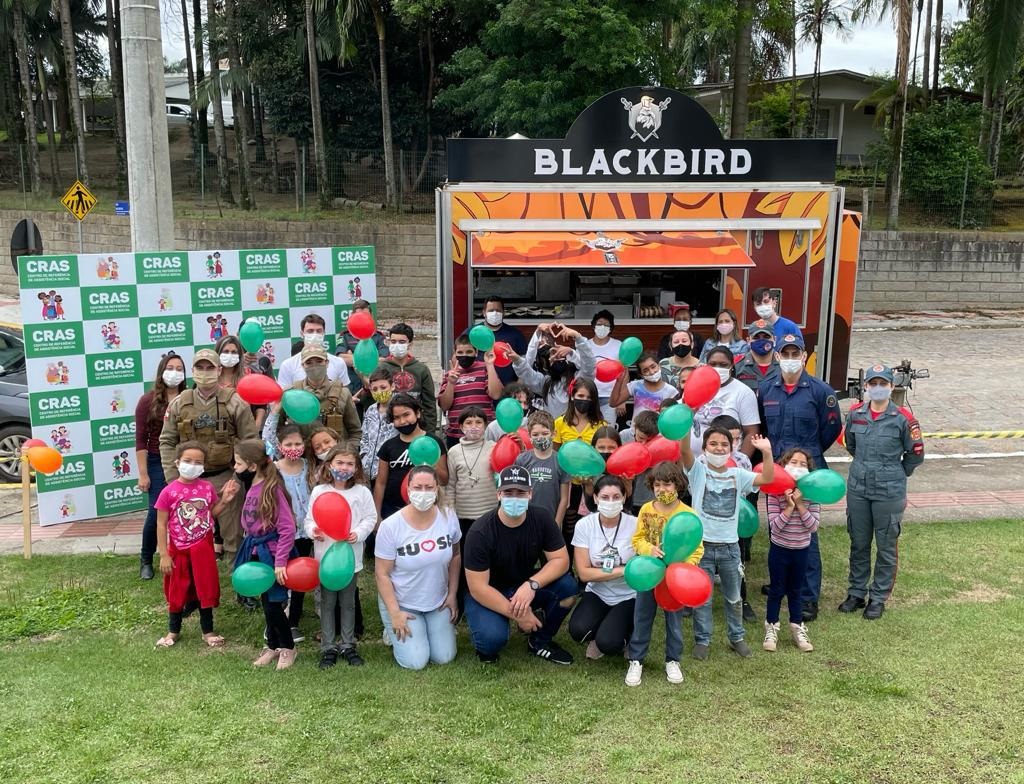 Através de parceria ação é realizada para celebrar o Dia das Crianças no Cras de São Ludgero