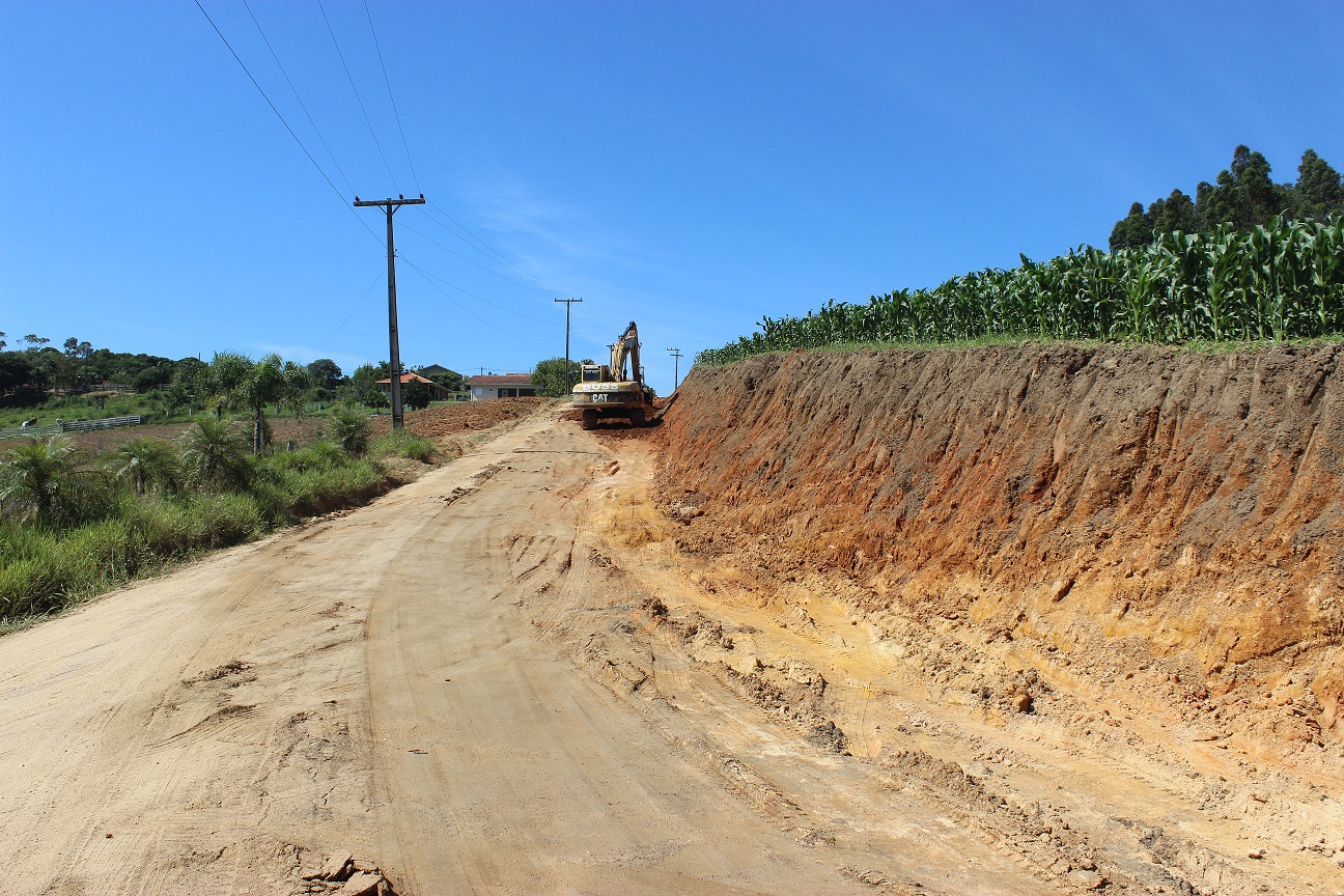 Famílias da Serrinha aprovam pavimentação de 5,4 quilômetros e Prefeitura já iniciou...