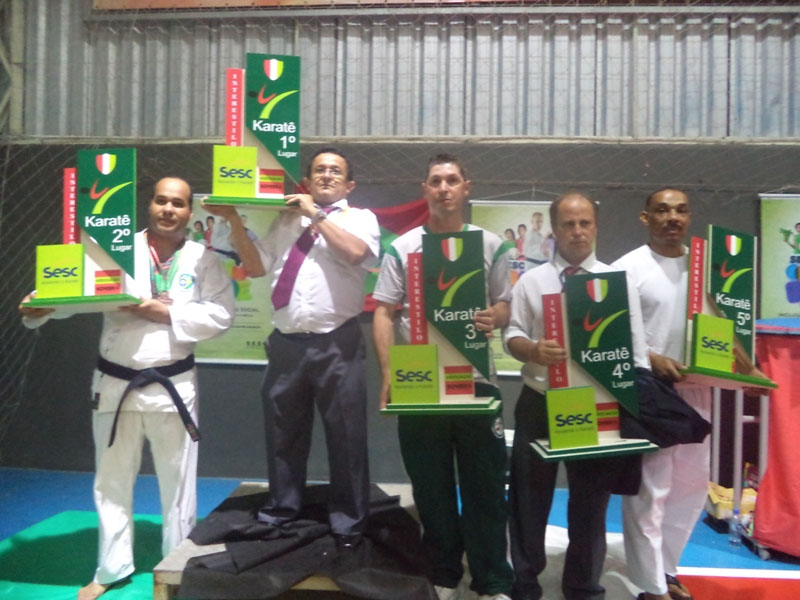 Karatecas de São Ludgero conquistam 30 medalhas no Campeonato Catarinense