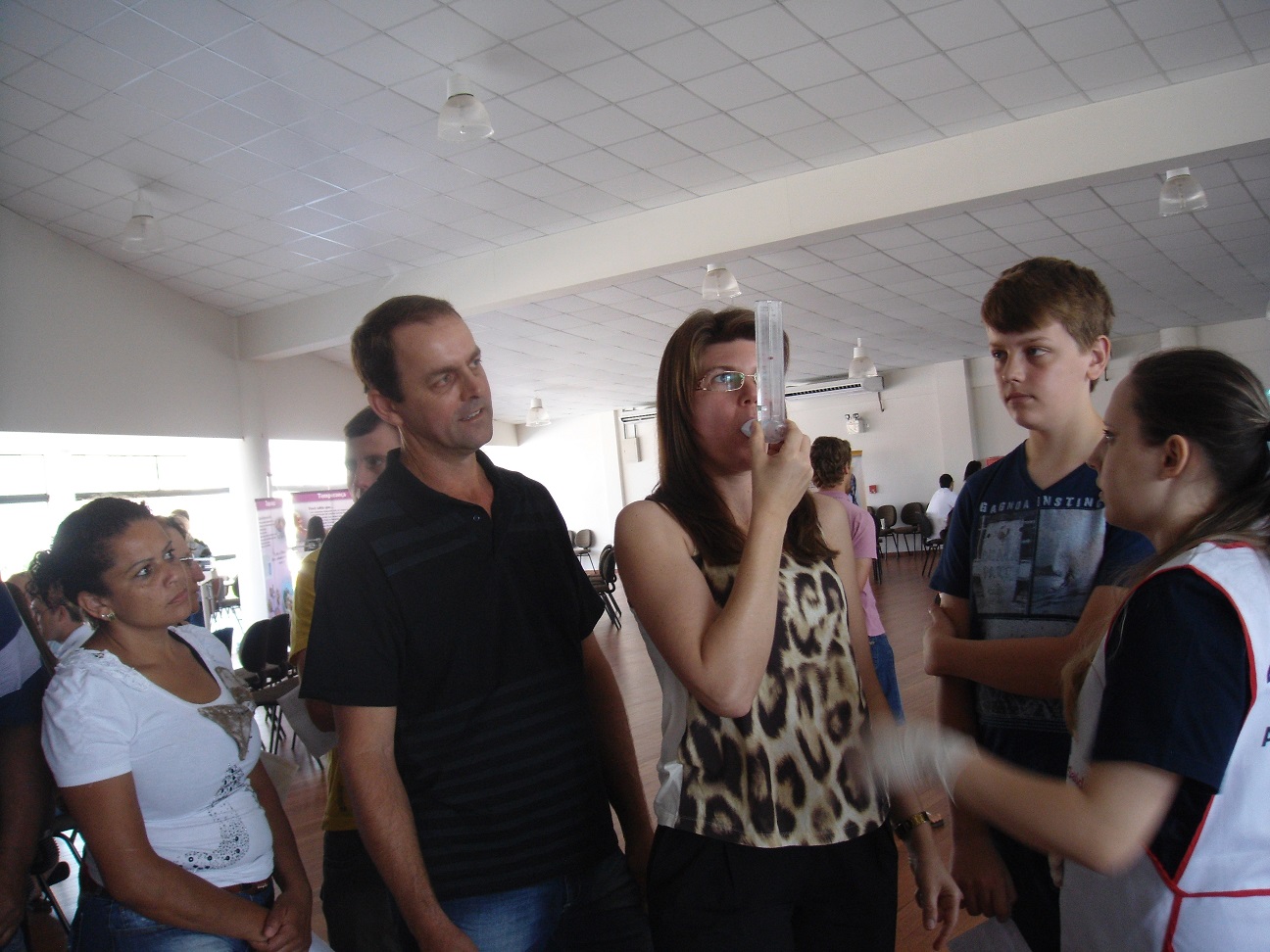 Mais de 300 pessoas atendidas durante o ExpoSaúde