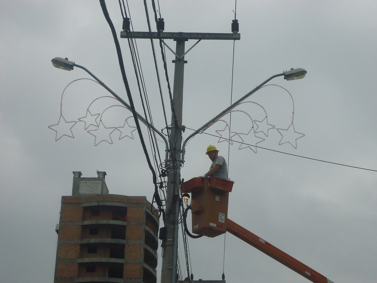 Cegero, Prefeitura e CDL viabilizam iluminação natalina em São Ludgero