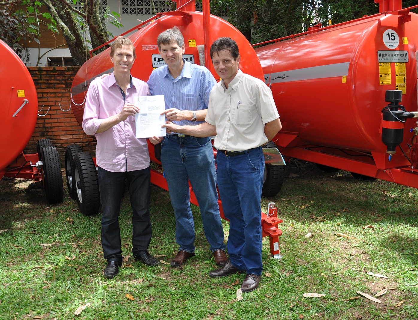 São Ludgero recebe distribuidor de adubo líquido da Secretaria de Estado da Agricultura