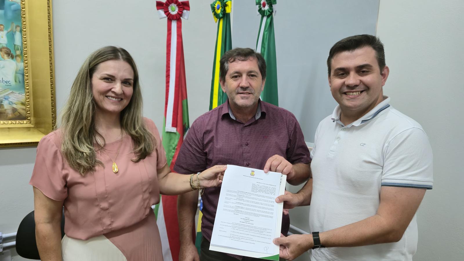 Prefeito Paulinho Decreta novo Regulamento da Lei 14.133/2021 em São Ludgero
