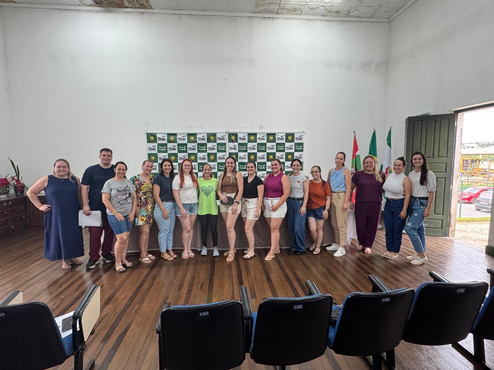 Novos professores da Educação Infantil e Ensino Fundamental fazem escolha das vagas