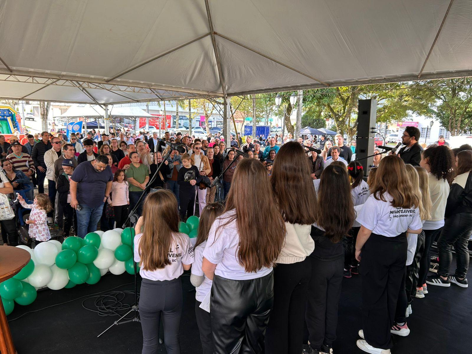 Dia da Família na Praça reuniu a comunidade em São Ludgero