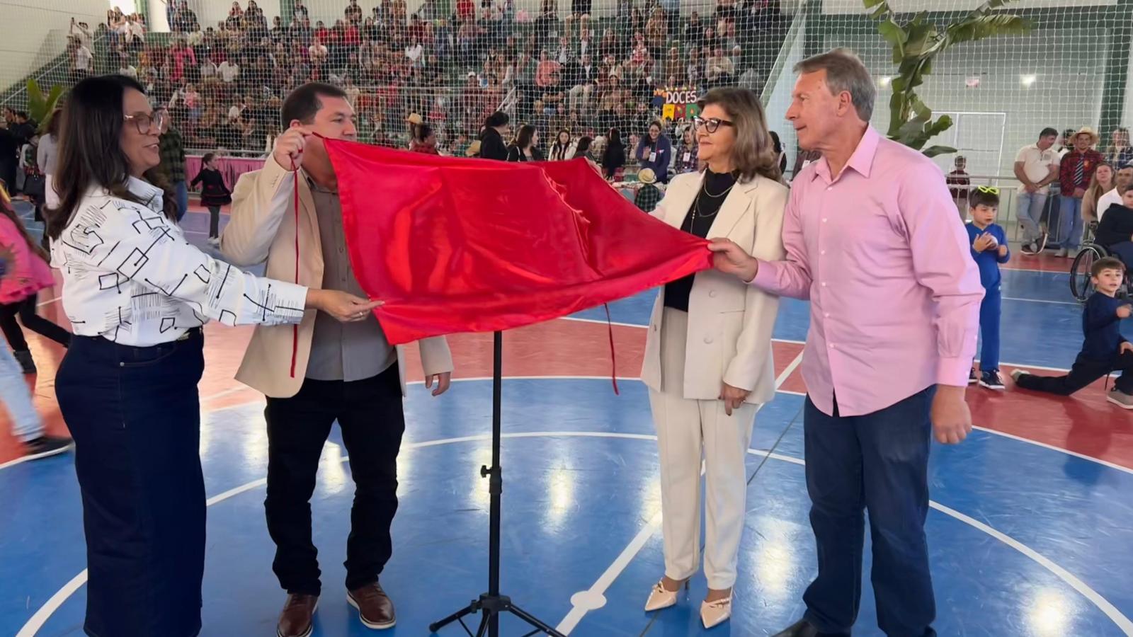Ginásio Municipal Artur Buss é oficialmente inaugurado em São Ludgero