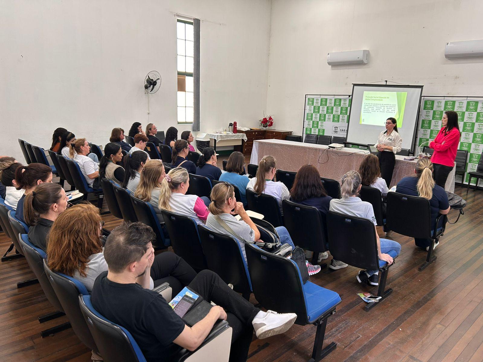 Prefeitura de São Ludgero realiza formação com Agentes Comunitários de Saúde e reforça...