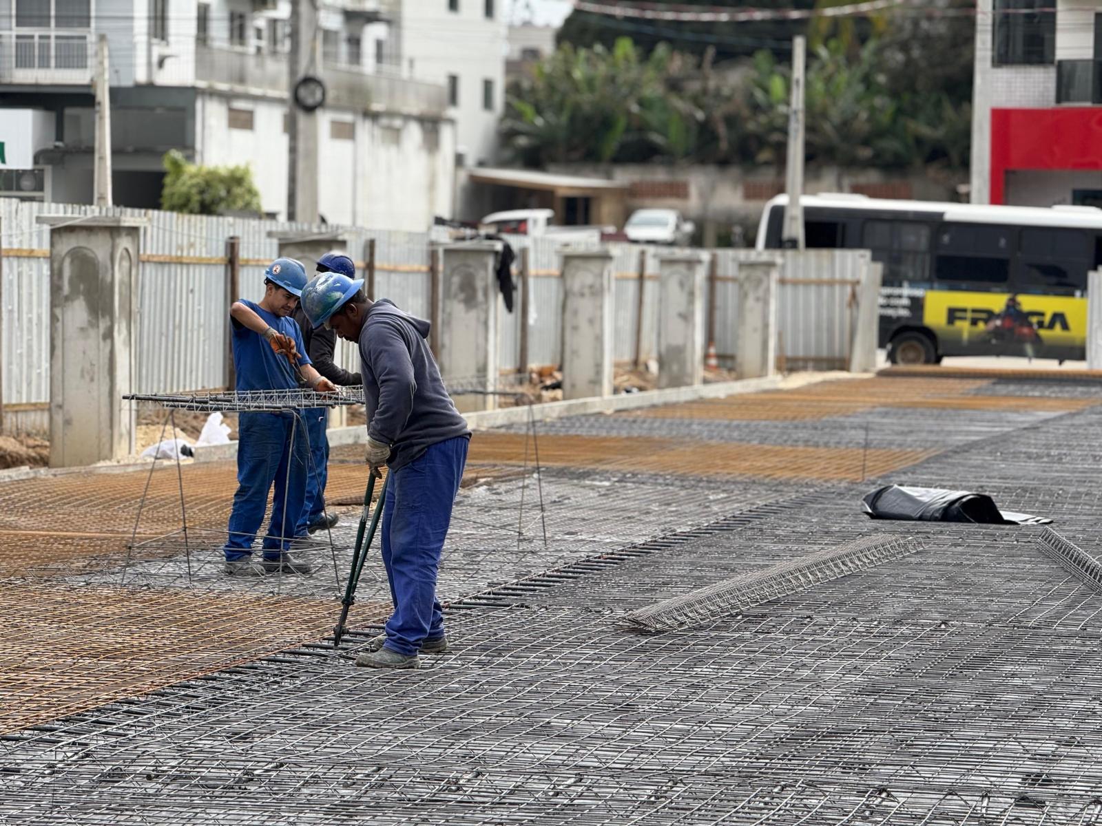 Obra da Rua Coberta segue em ritmo acelerado e já transforma o espaço